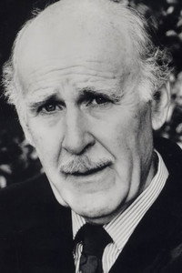 Richard Vernon